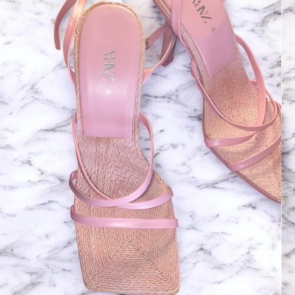 Zara Light Pink Strappy Sandals size 38 7.5 - Picture 4 of 4